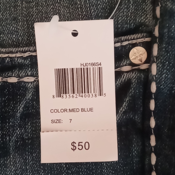 Jeans - Picture 6 of 7